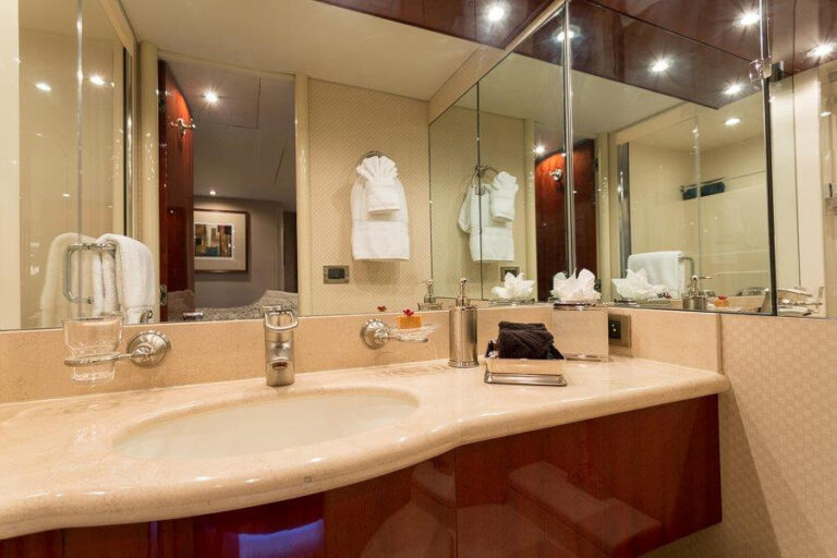 Ensuite