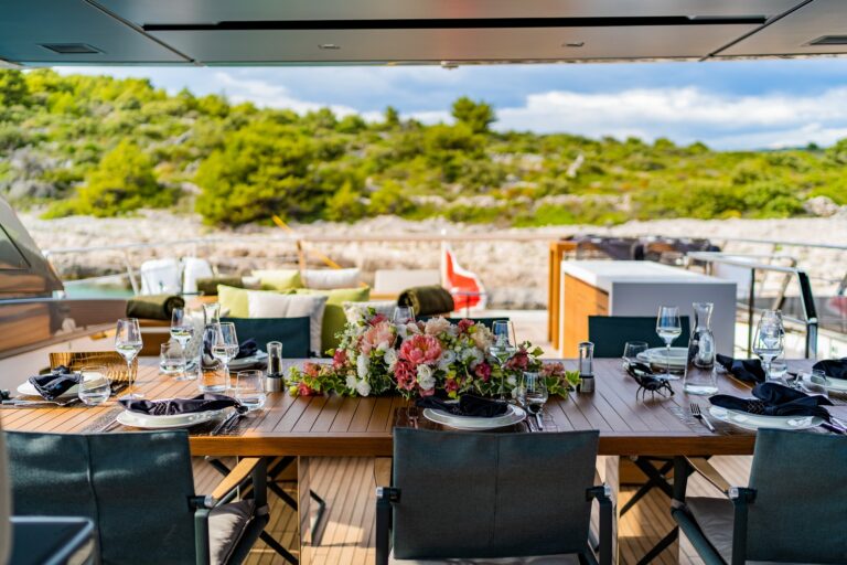 Sun Deck Dining