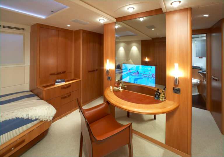 YII - Master Cabin 2