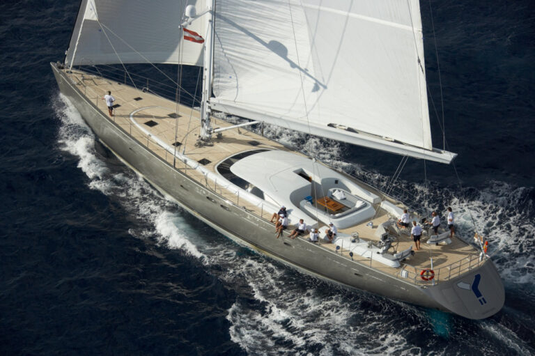 YII - Under Sail