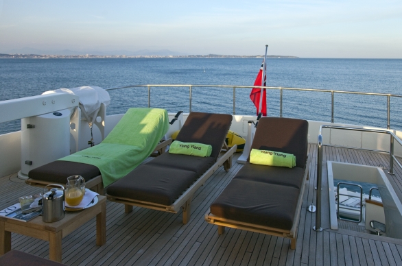 YLANG YLANG - Sundeck 3