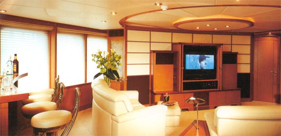 49m M/Y Iroquois