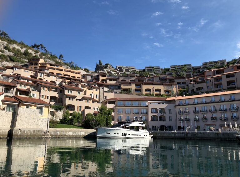 Yacht ADLER SUPREMA