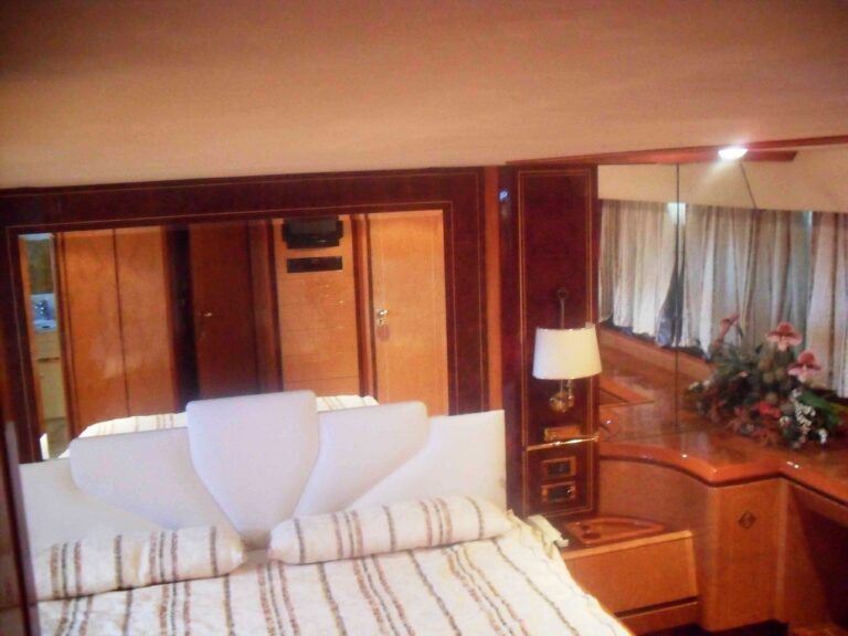 Yacht ALBATROSUN -  Guest Cabin