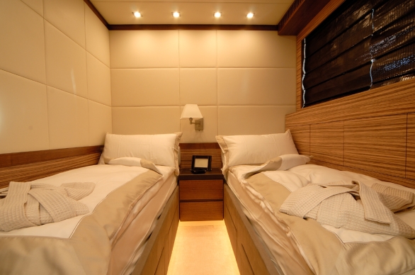 Yacht ALEON -  Twin Cabin