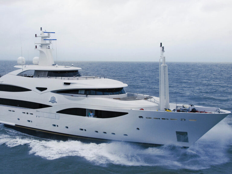 Yacht ALOUETTE II