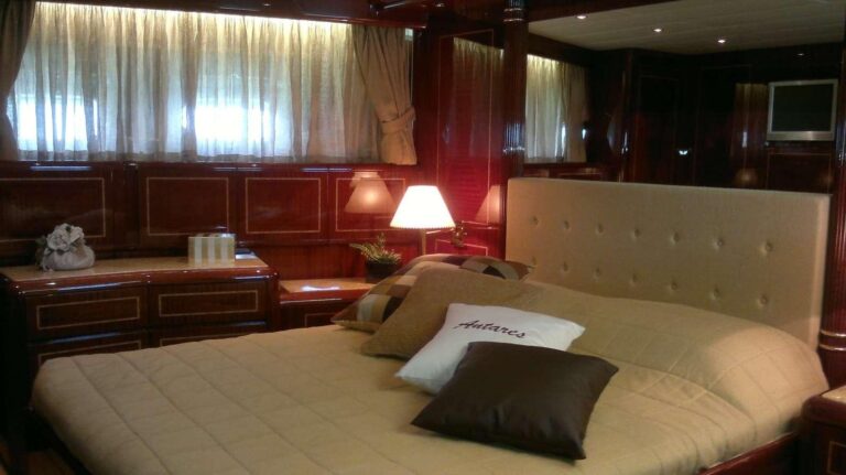 Yacht ANTARES K - VIP Cabin