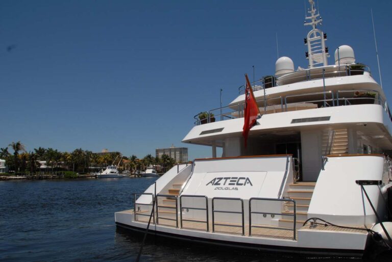 Yacht AZTECA II - Aft View