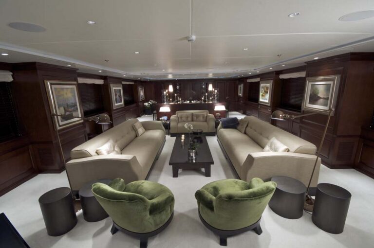 Yacht AZTECA II - Main Salon