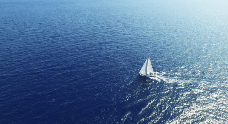 Yacht Amandine - Jeanneau 64 Sailing
