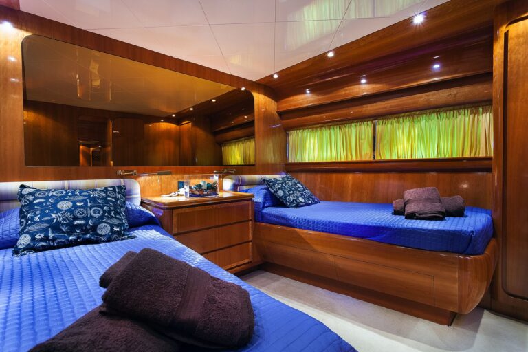 Yacht BERNADETTE - Twin Cabin