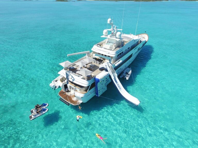 Yacht BG By Feadship - Watertoys