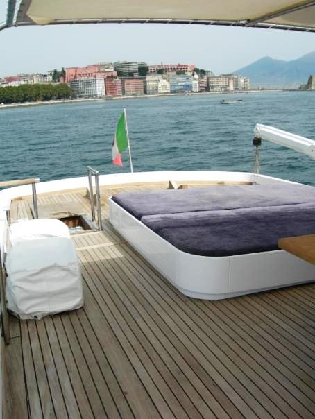 Yacht BLUE LADY -  Flybridge Sunpads