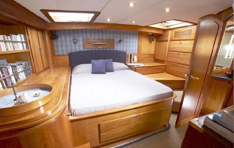Yacht BOLERO - Master Cabin