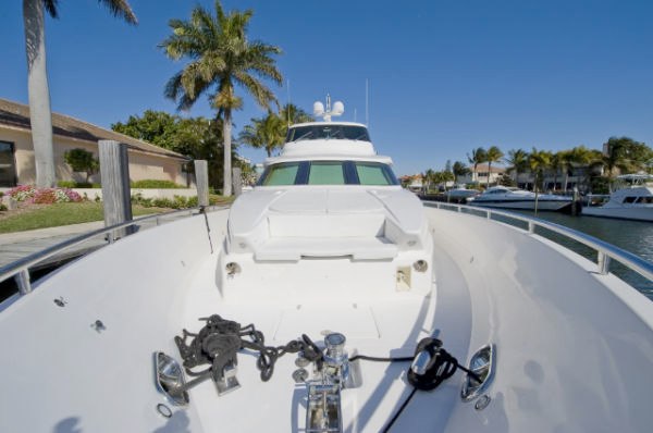 Yacht Bella Mare -  Forward