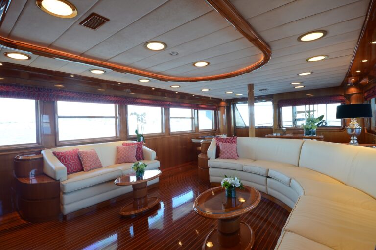 Yacht CAMELLIA - Main Salon 2