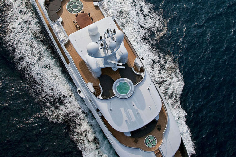 Yacht CHAYKA By Proteskan Turquoise