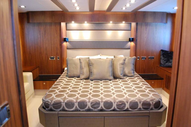 Yacht EAGLE II - Master Cabin