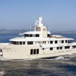 Explorer Yacht E&E