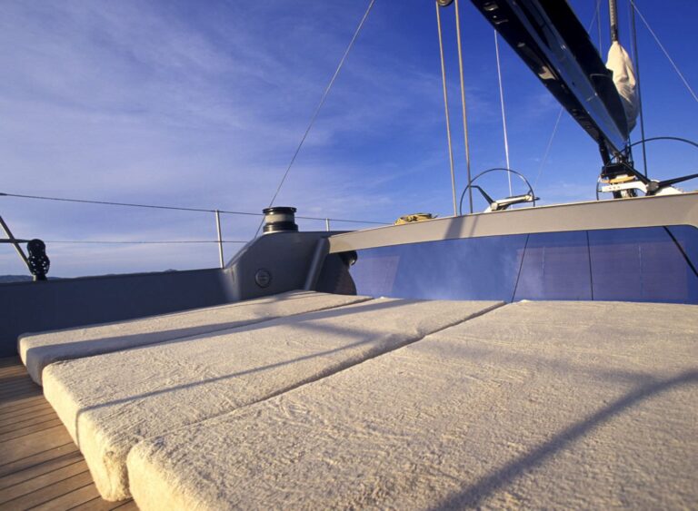 Yacht GALMA By Wally - Sunpads