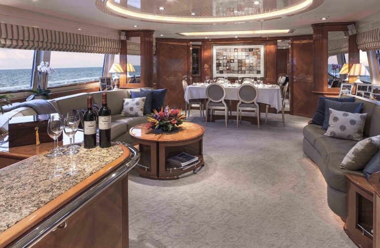 Yacht GRAND BAROSSA - Salon