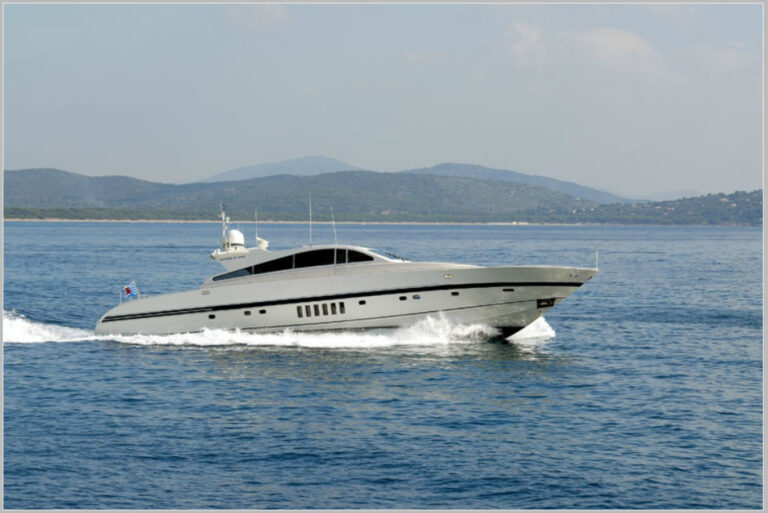 Yacht GREMAT -  Main