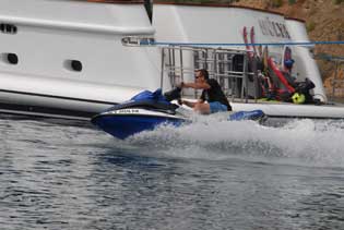 Yacht HULYA - Jetski