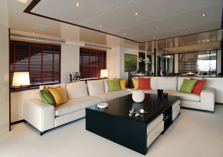 Yacht IDEFIX - Salon