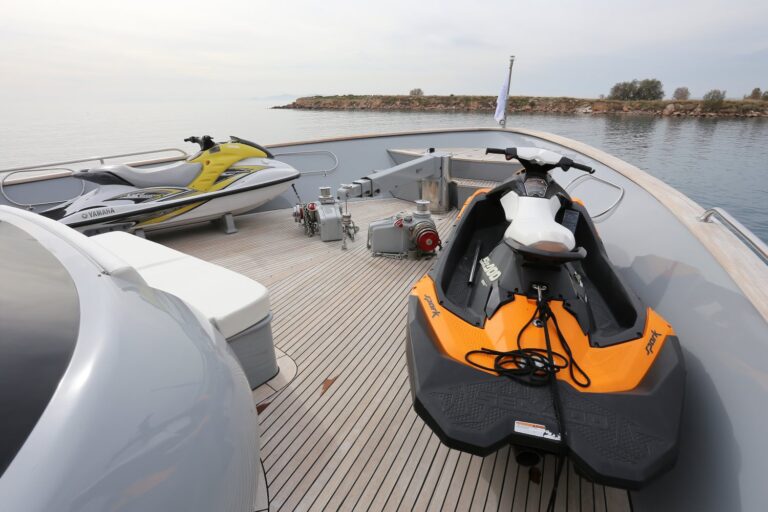 Yacht IF By Maiora - Bow With Jetskis