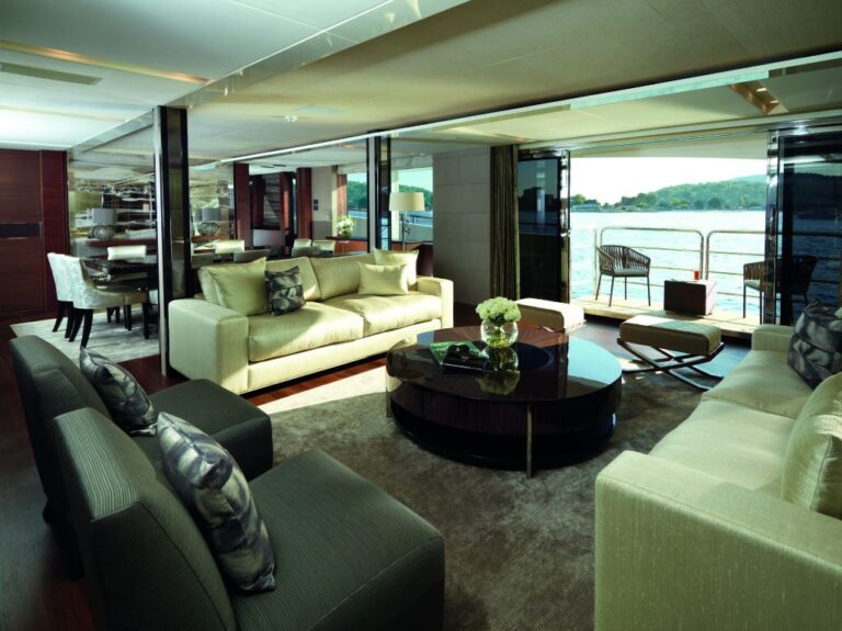 Yacht IMPERIAL PRINCESS - Main Salon..