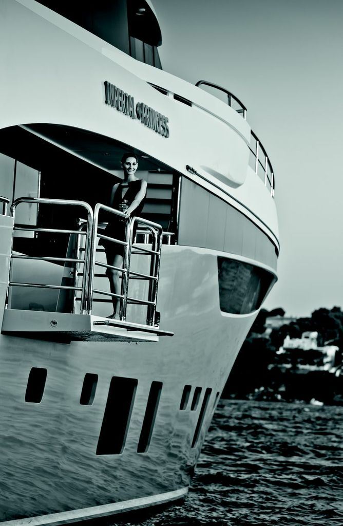 Yacht IMPERIAL PRINCESS - Side Balcony.
