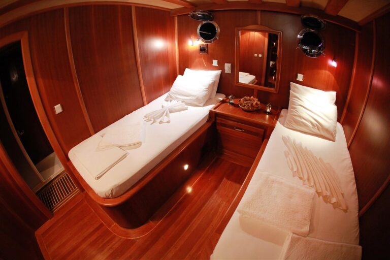 Yacht JUNIOR ORCUN -  Twin Cabin