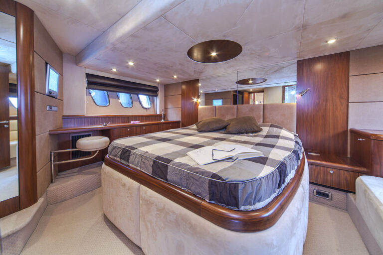 VIP Cabin