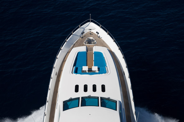 Yacht KIDI ONE - Bow