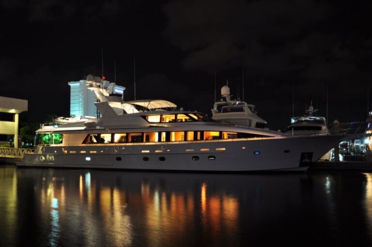 Yacht LADY DIANE II - Profile at Night