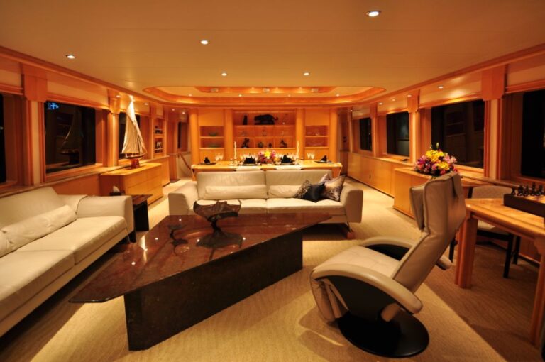 Yacht LADY DIANE II - Salon