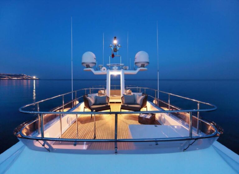 Yacht LADY SOUL - Sundeck