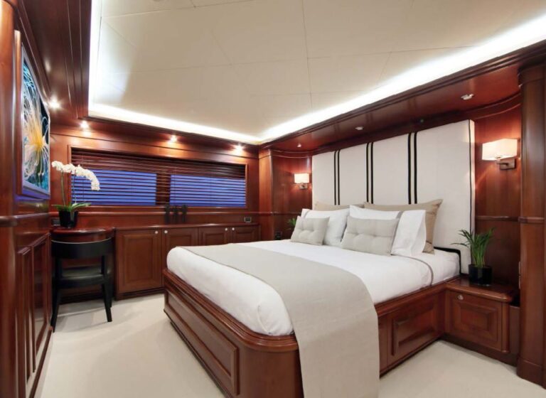 Yacht LADY SOUL - VIP Cabin