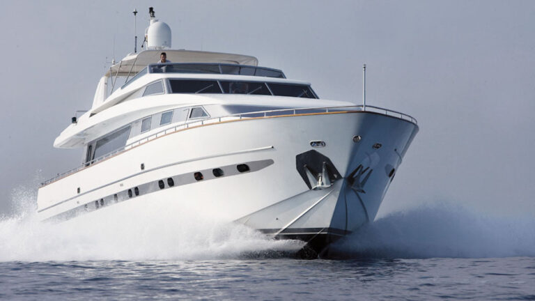 Yacht LAS BRISAS -  Main