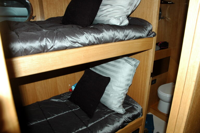 Yacht LOLEA -  Twin Bunk Cabin
