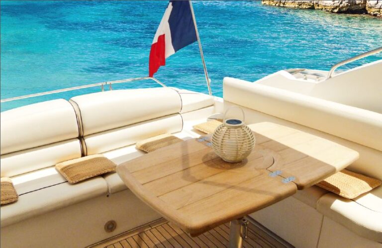 Yacht LUCIANO - Aft Deck
