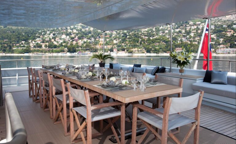 Yacht MARIU - Mediterranean Aft Al Fresco Dining