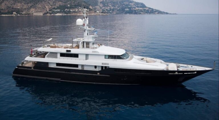 Yacht MARIU - Profile