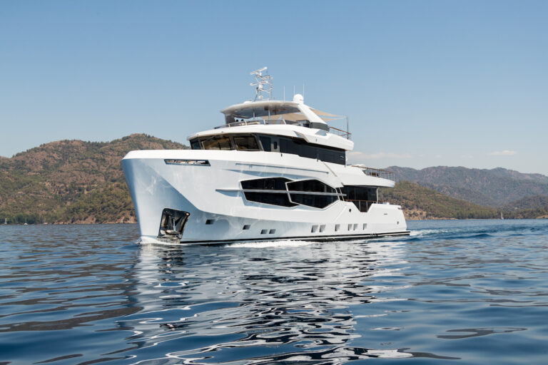 Yacht MARLA By Numarine