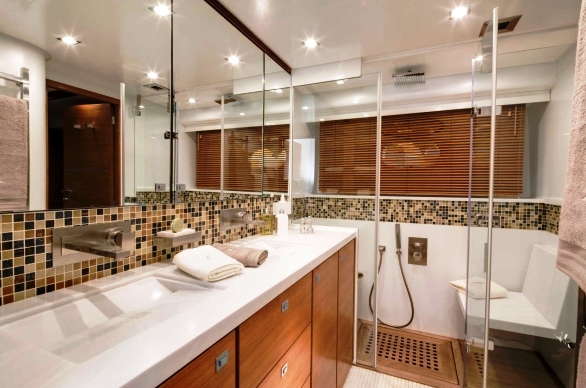 Yacht MAYAMA -  Master Ensuite