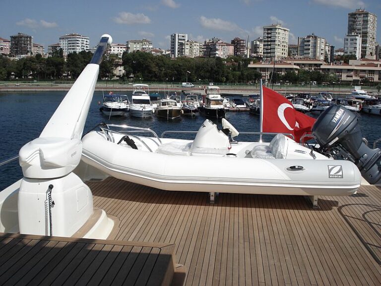 Yacht MERVE - Tender