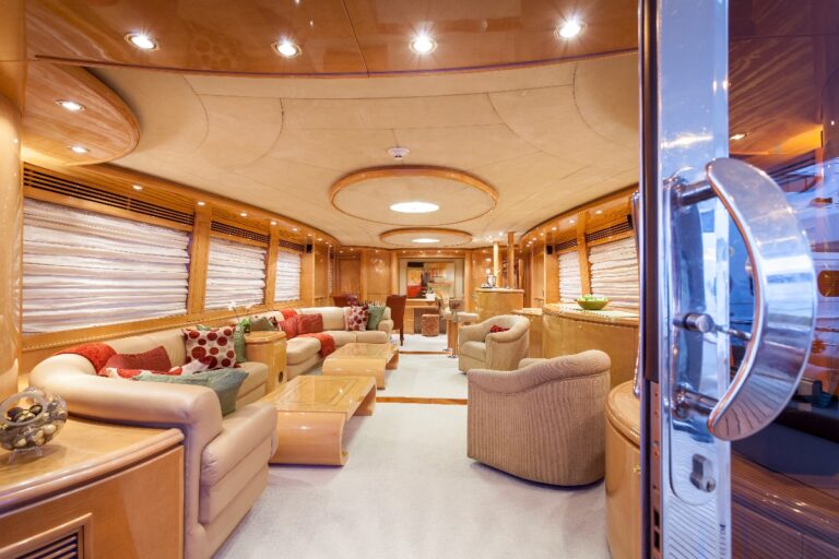 Yacht MIRACLE - Main Salon