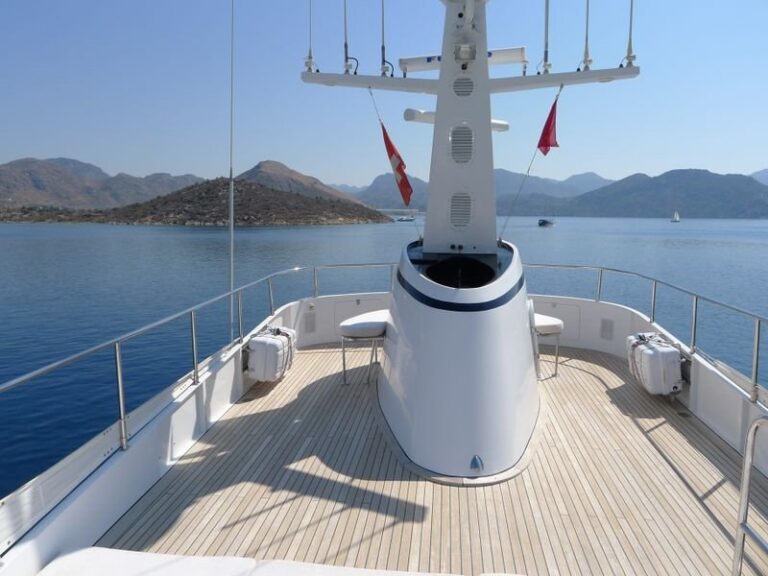 Yacht MIZAR - Sun Deck
