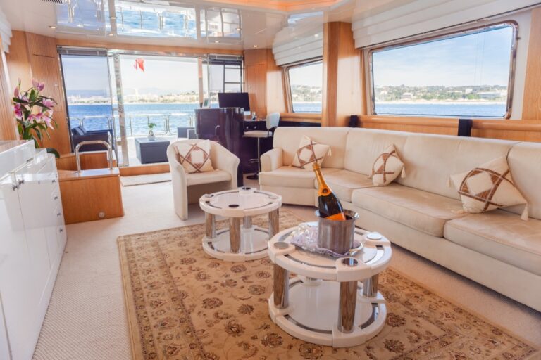 Yacht MOONDANCE - Salon