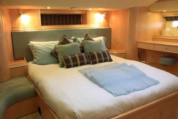 Yacht MORE MAGIC -  Master Cabin